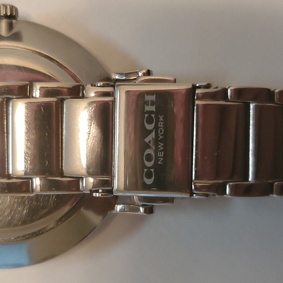 Pretty Stainless Steel/Water Resistant Coach Watch! - Picture 4 of 6
